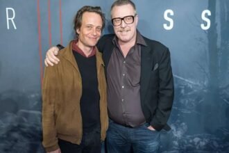 nicholas ofczarek krankheit