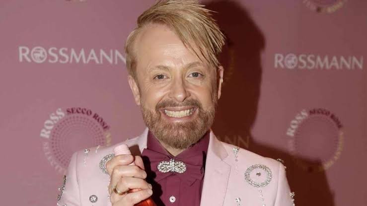 wie alt ist ross antony